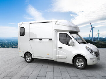 Automotive vizualizace koňských nádstaveb Paraganhorseboxes
